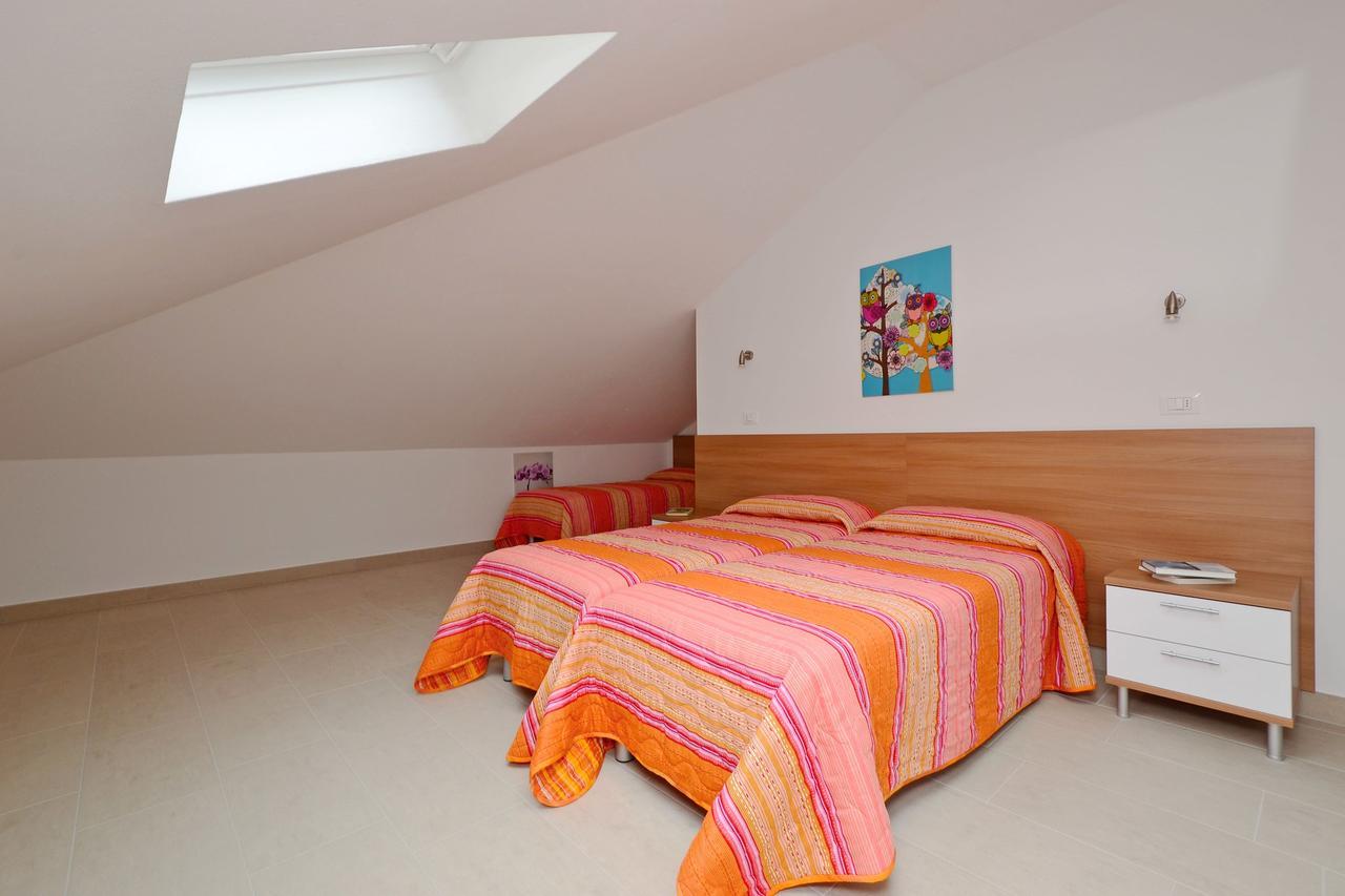 Apartments In Lignano 21656 Линяно Сабиадоро Стая снимка